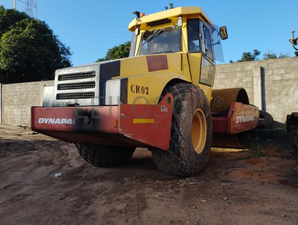 Cilindro compactador Dynapac CA512 ·