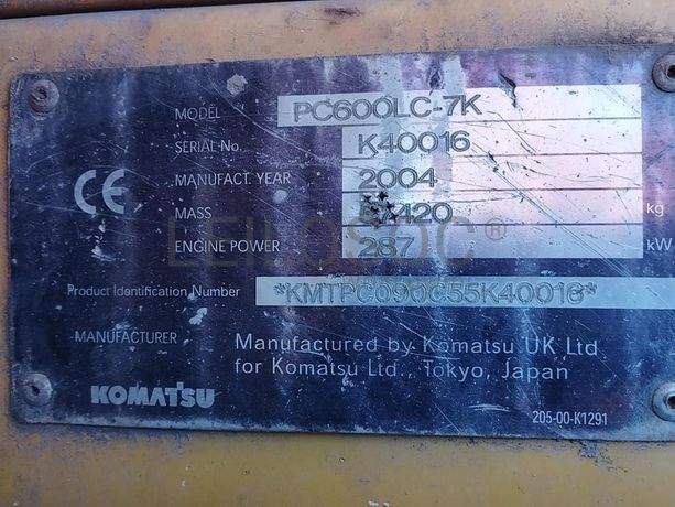 Escavadeira Komatsu PC600LC-7K ·