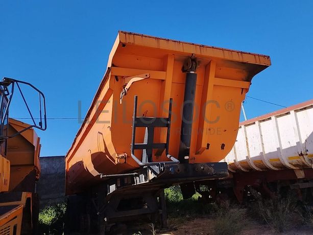 Atrelado basculante ·