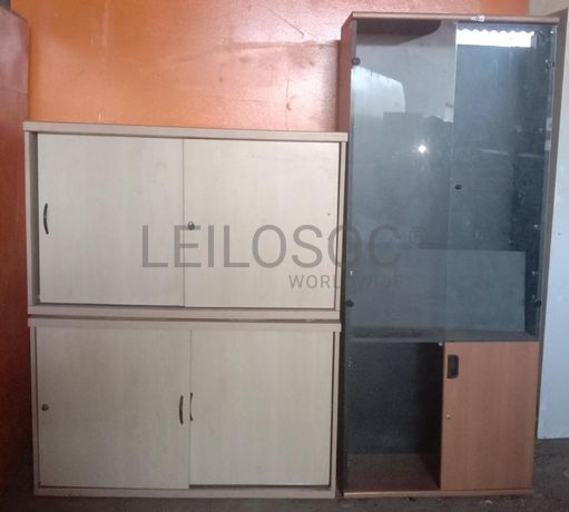 Mobiliário de escritório ·