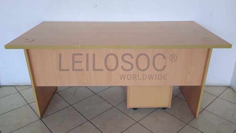 Mobiliário de Escritório ·