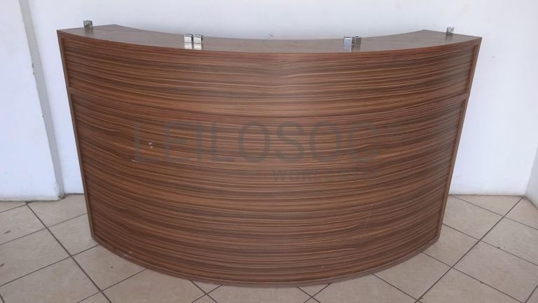 Mobiliário de escritório ·