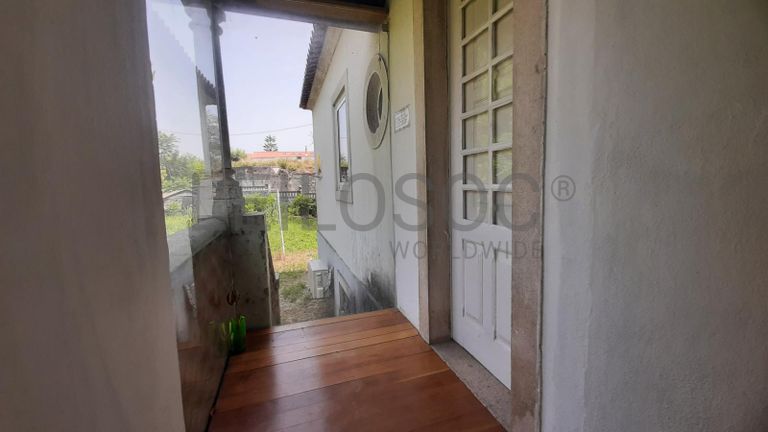 Moradia V3 + Terreno · Condeixa-a-Nova