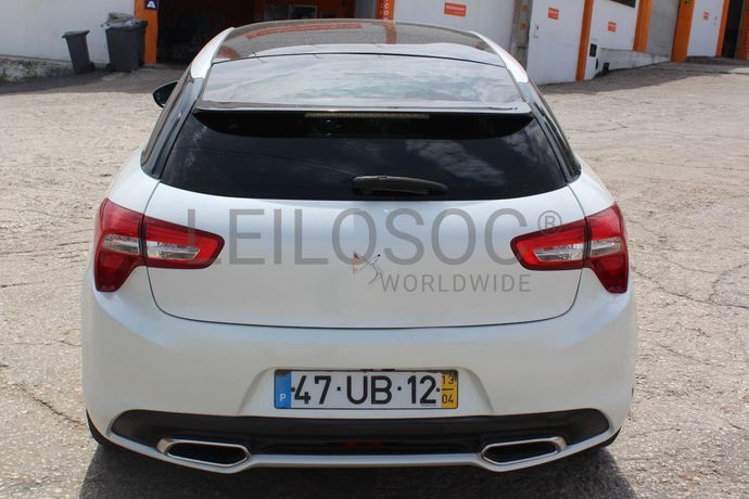 Citroën DS5 2.0HDI Hybrid 4 · Ano 2013