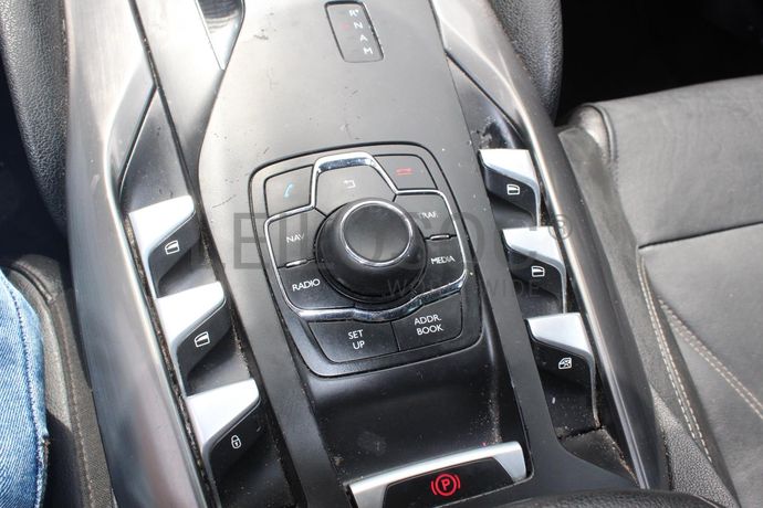 Citroën DS5 2.0HDI Hybrid 4 · Ano 2013