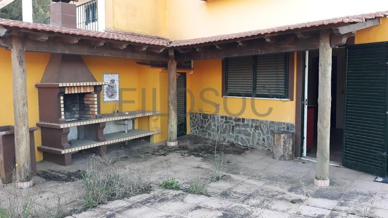 Moradia V2 com Terreno · Ferreira do Zêzere, Santarém