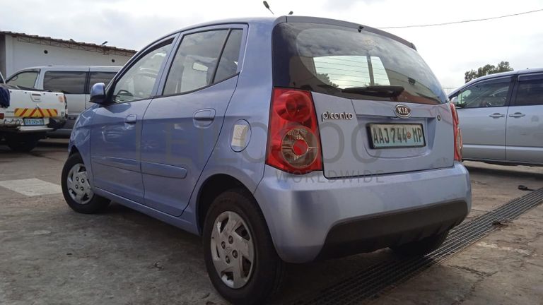 KIA Picanto ·