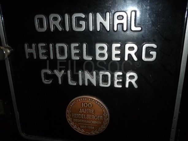 Máquina de corte e vinco