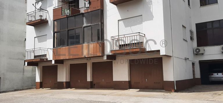 Apartamento T2 · Porto de Mós