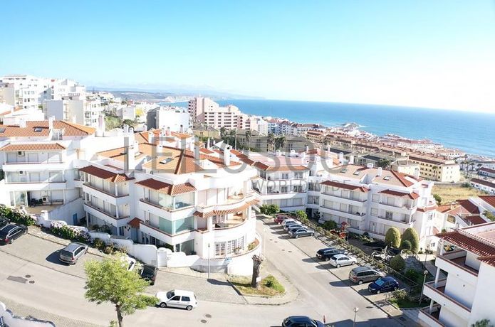 Penthouse T4 Duplex · Ericeira