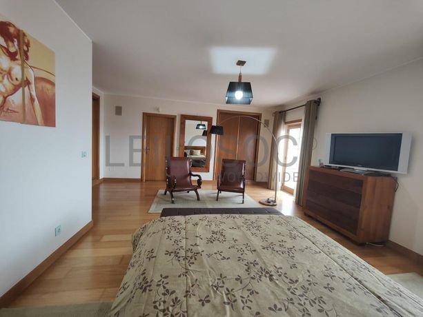 Penthouse T4 Duplex · Ericeira