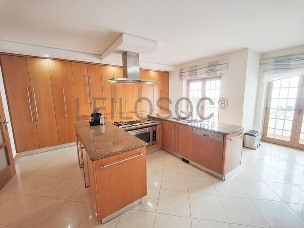 Penthouse T4 Duplex · Ericeira