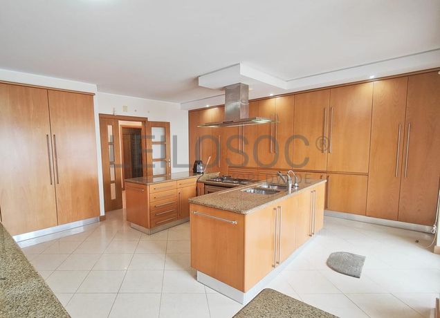 Penthouse T4 Duplex · Ericeira