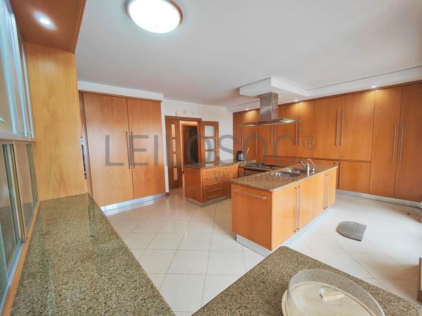 Penthouse T4 Duplex · Ericeira