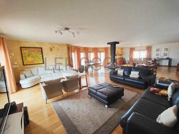 Penthouse T4 Duplex · Ericeira