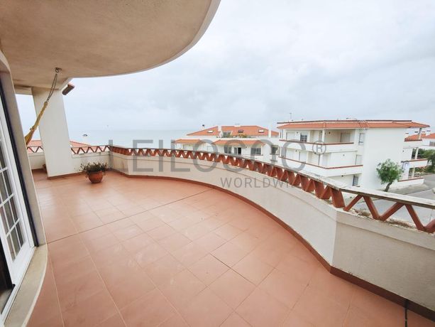 Penthouse T4 Duplex · Ericeira