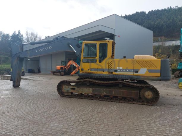 Escavadora Rastos Volvo EC 340