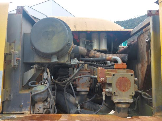 Escavadora Rastos Volvo EC 340