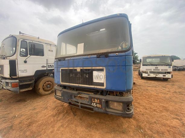 Camião MAN · Belas