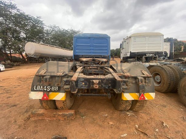 Camião MAN · Belas