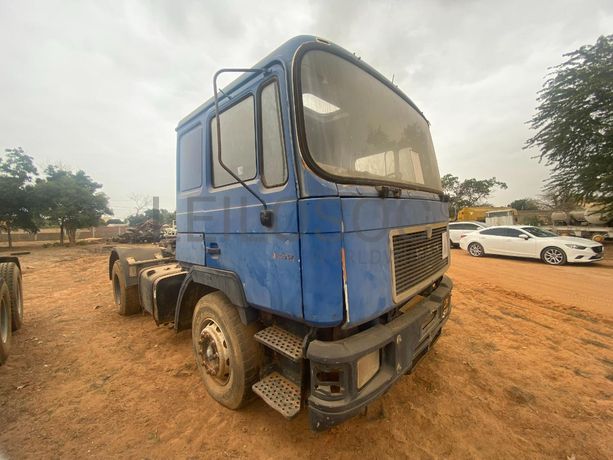 Camião MAN · Belas