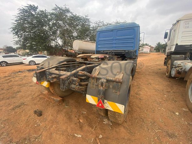 Camião MAN · Belas