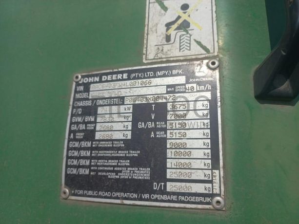 Tractor John Deere ·