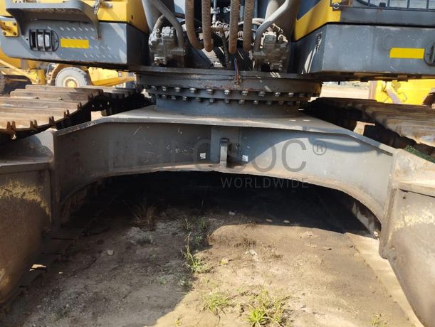 Escavadeira Volvo EC460BLC ·