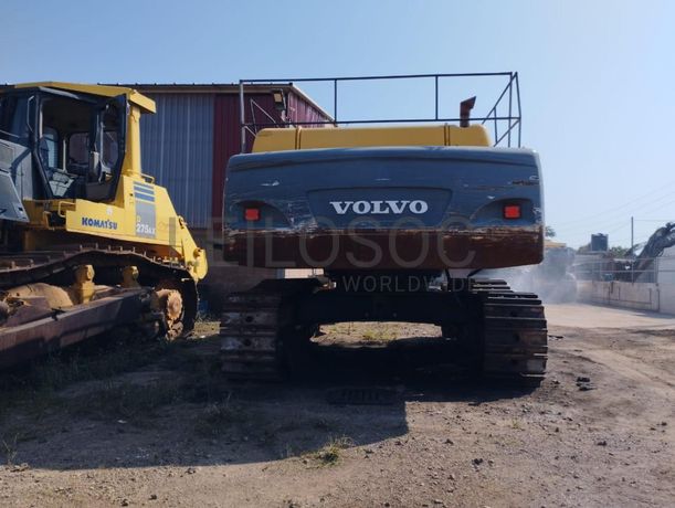 Escavadeira Volvo EC460BLC ·