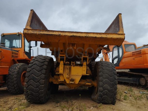 Dumper Volvo A25C 6X6 ·