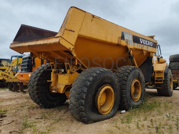 Dumper Volvo A25C 6X6 ·