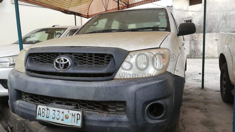 Toyota Hilux ·