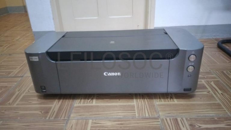 Material Informático ·