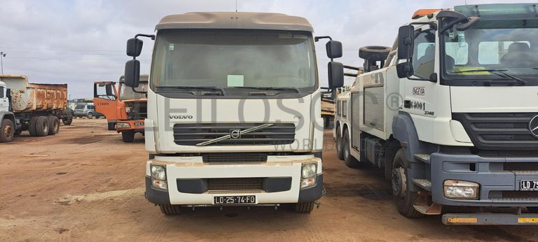 Caminhão Oficina IVECO 170E21 · Viana