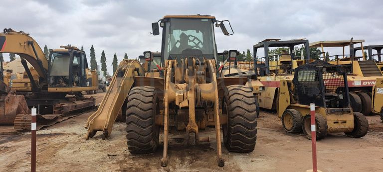 Pá Carregadora CATERPILLAR 950H · Viana