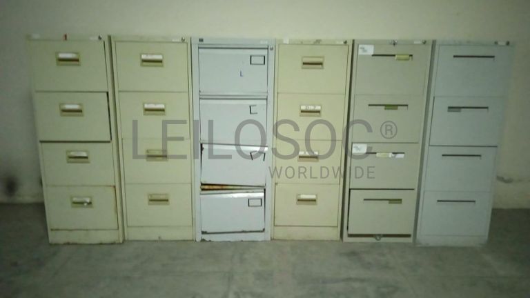 Mobiliário de escritório ·