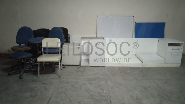 Mobiliário de escritório ·