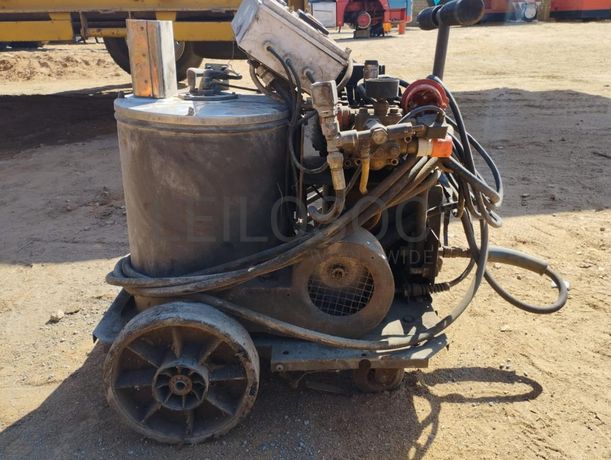 Lavadora de alta pressão ·