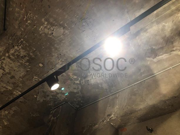 Focos, Candeeiros e Colunas