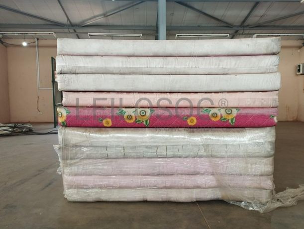 Mobiliário de Lar ·