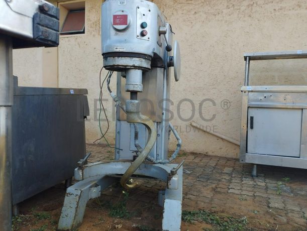 Batedeira Industrial ·