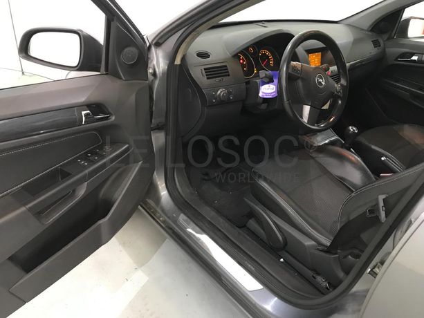 Opel Astra 1.7CDTI · Ano 2005
