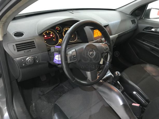Opel Astra 1.7CDTI · Ano 2005