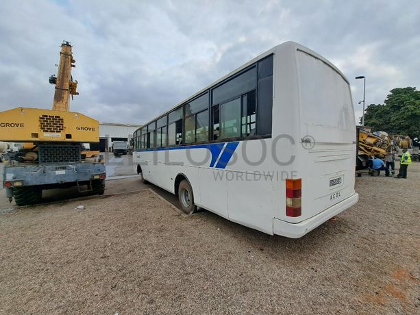 Autocarro TATA de 60 a 69 Lugares · Viana