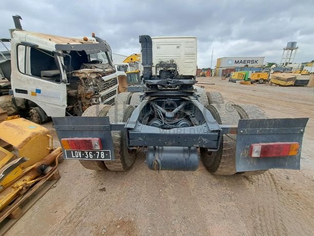 Camião Trator (6X4) VOLVO FM 12-36 · Viana