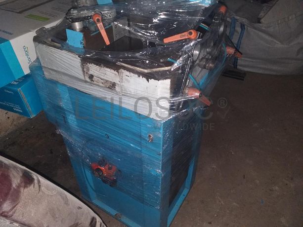 Máquina de corte de alumínio