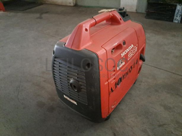 Gerador (2KVA) HONDA EU20 i · Viana