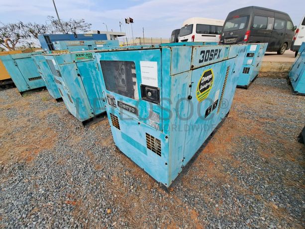 Gerador (24KVA) DENYO DCA30 SPX · Viana