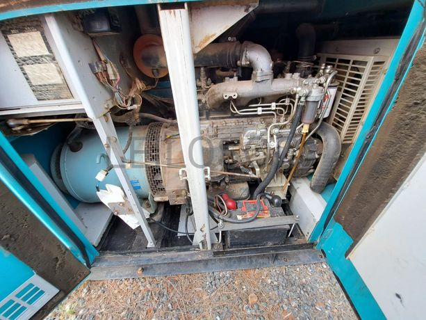 Gerador(37KVA0) DENYO DCA45 SPI · Viana