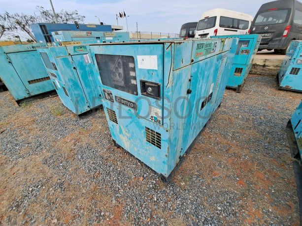 Gerador(37KVA0) DENYO DCA45 SPI · Viana